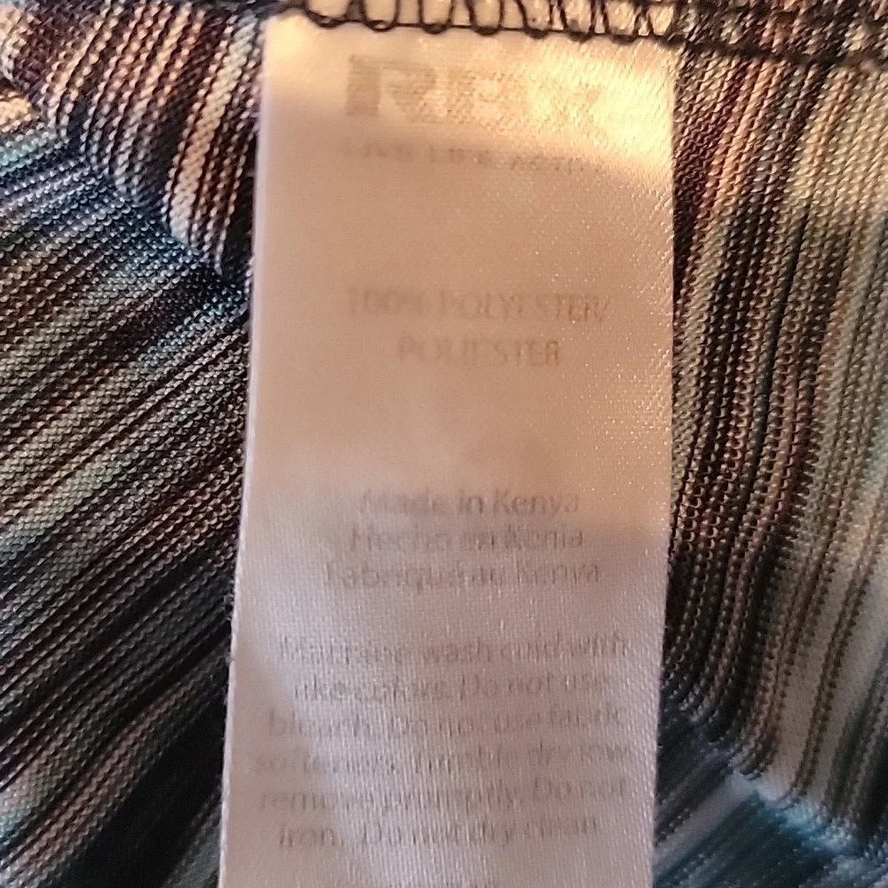RBX Performance V-Neck Athletic Top, Size M, Blue, Gray, White & Black.  EUC! - Picture 6 of 6